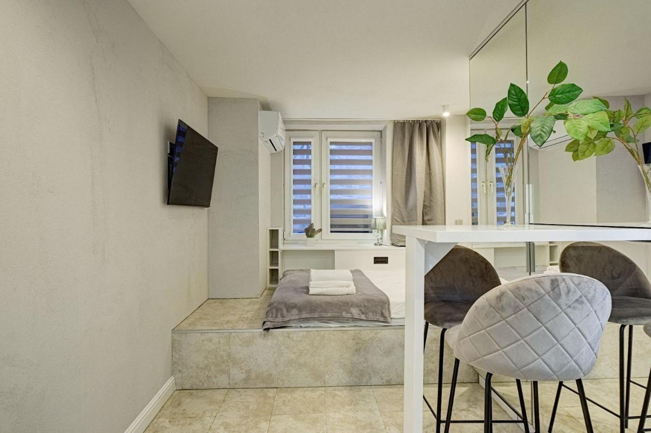 Lobby 55 Apartman Varsó Kültér fotó